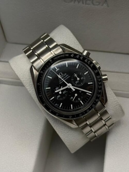 Omega Speedmaster Moonwatch